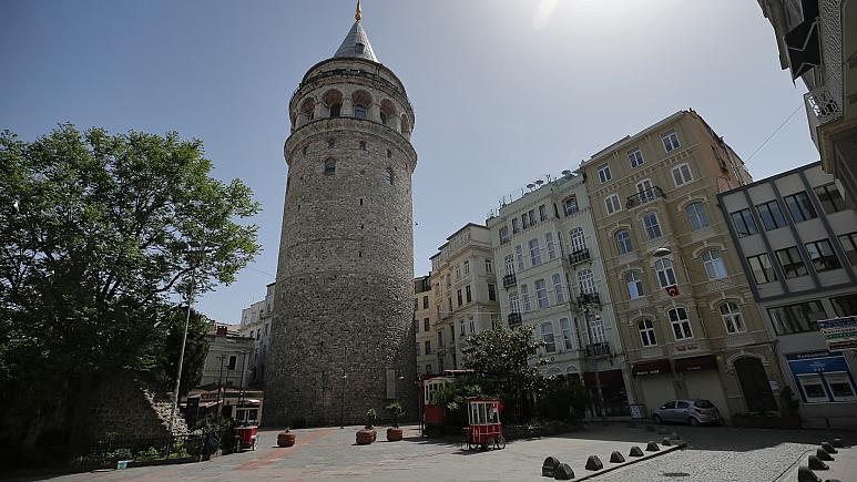 Galata Kulesi'ndeki restorasyon çalışmasına açıklama geldi