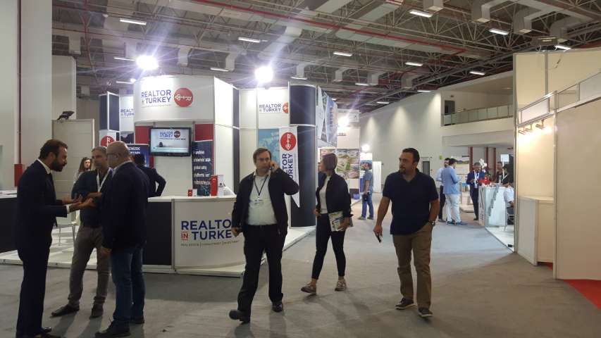 Emlak Fuarı’nın 2. Günü Hareketli Geçti