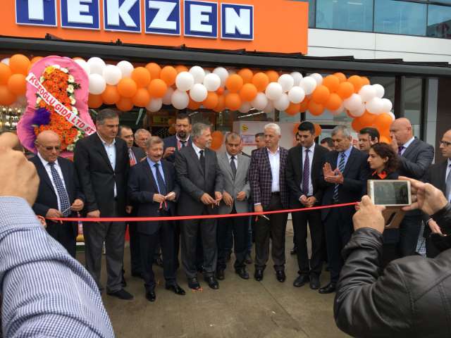 Tekzen’den Sakarya’ya 3. Mağaza