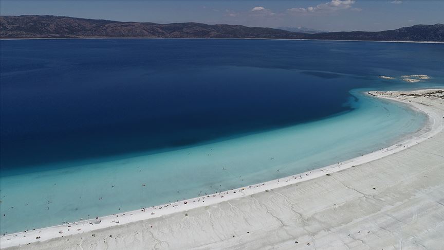 Salda Gölü'nün 24 Saat İzleneceği Kamera Sistemi Canlı Yayına Başladı