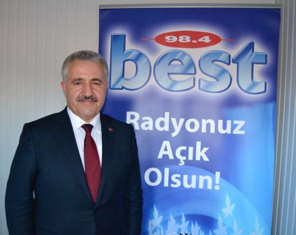 Ahmet Arslan: Koylarımızda Bayrağımız Dalgalanmalı