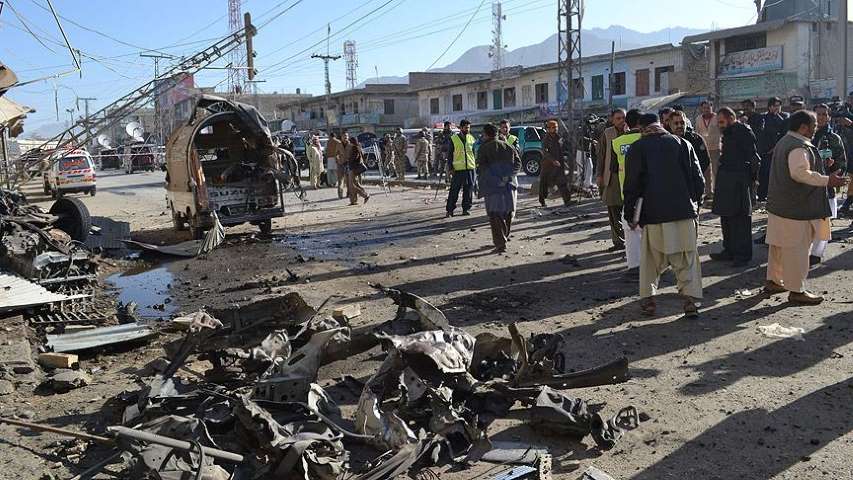 Pakistan'da İntihar Saldırısı: 18 Ölü, 40 Yaralı