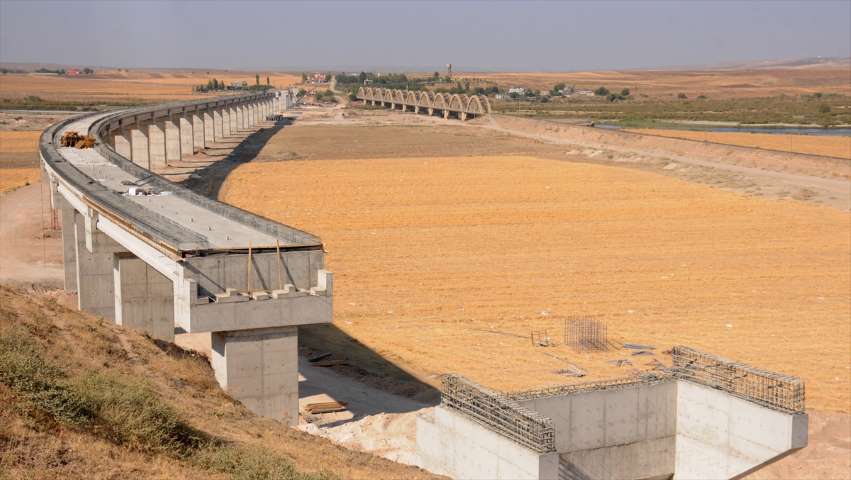 Güneydoğu'nun En Uzun Demiryolu Viyadüğü Olacak