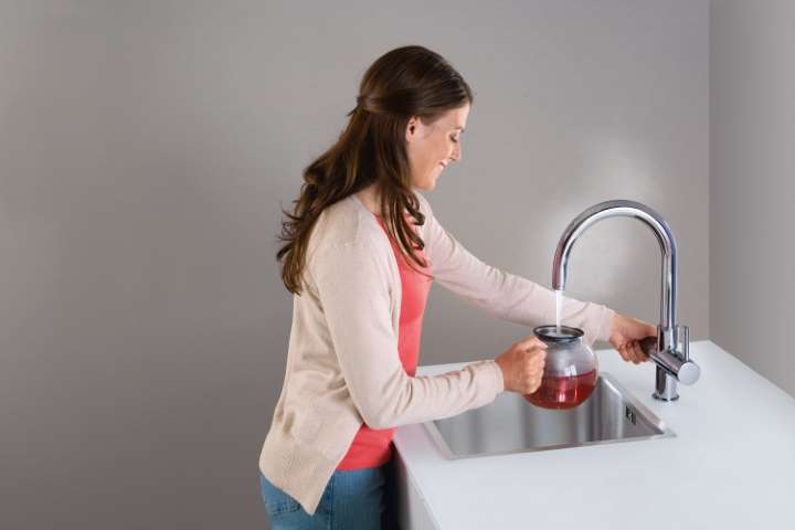 GROHE Red İle Tek Dokunuşla Anında Kaynar Su