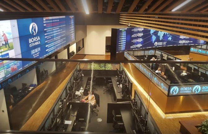 "Borsa Düşerek Açıldı"