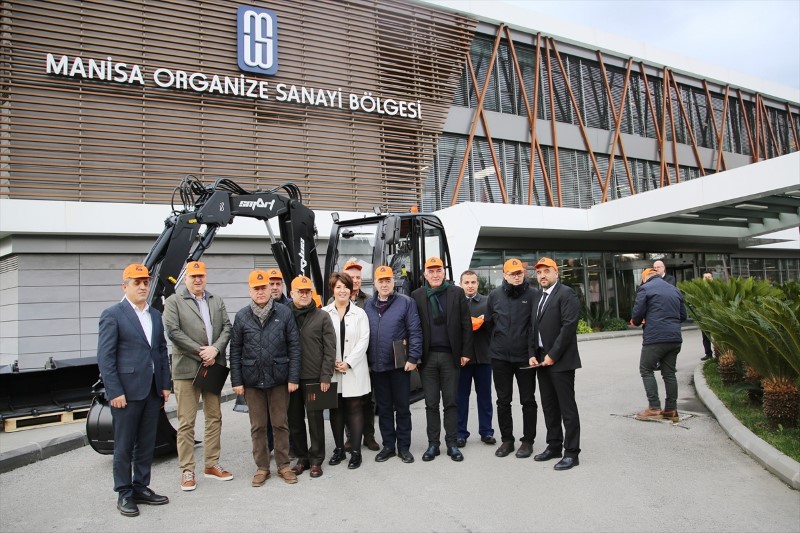 İlk Yerli Midi Ekskavatör Manisa'da