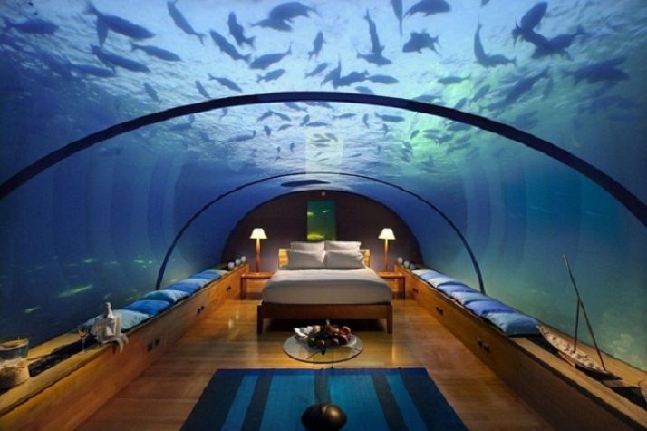 Fiji'deki Sualtı Oteli Poseidon Undersea Resort
