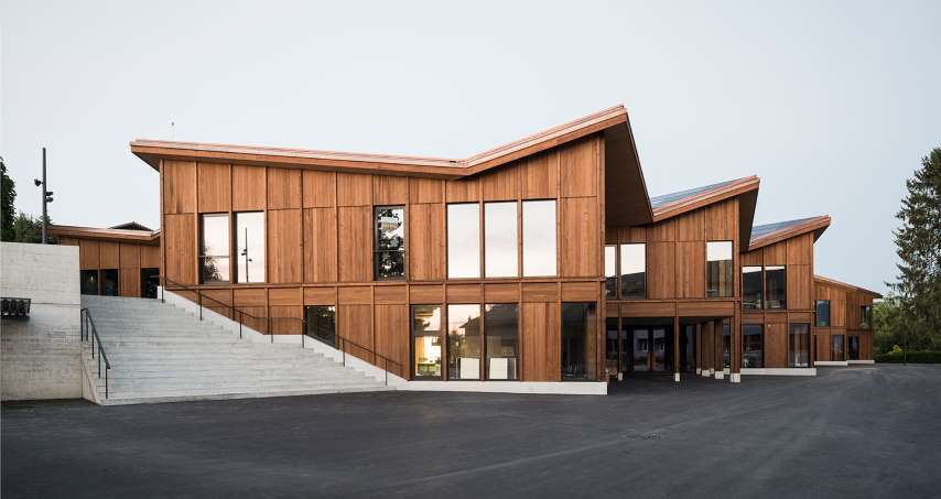 Tek Çatı Altında Bir Köy: Limandaki Okul Evi