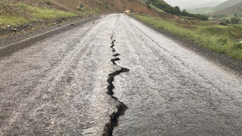 Bingöl Karlıova'da 5,7 Büyüklüğünde Deprem Meydana Geldi