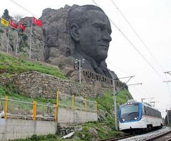 Büyükşehir, İZBAN’daki  24. Geçidi Çaldıran’a Kuracak