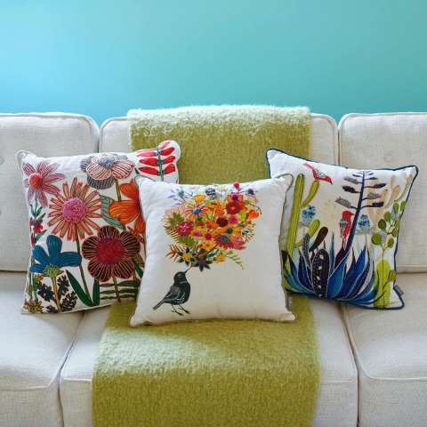 Floral  Desenler Ön Planda