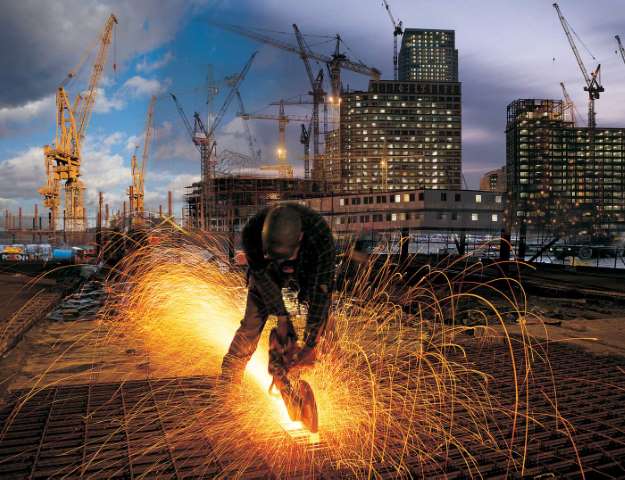 İnşaat Malzemeleri Sanayisi Kuvvetli Toparlanma İşaretleri Veriyor