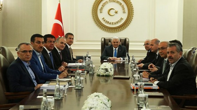EKK Toplanıyor, Gündemde Dolar Var