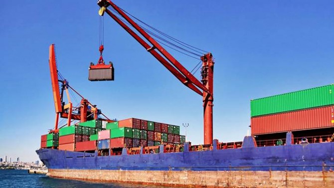 Çin, En Ağır İhracat Düşüşünü Yaşıyor