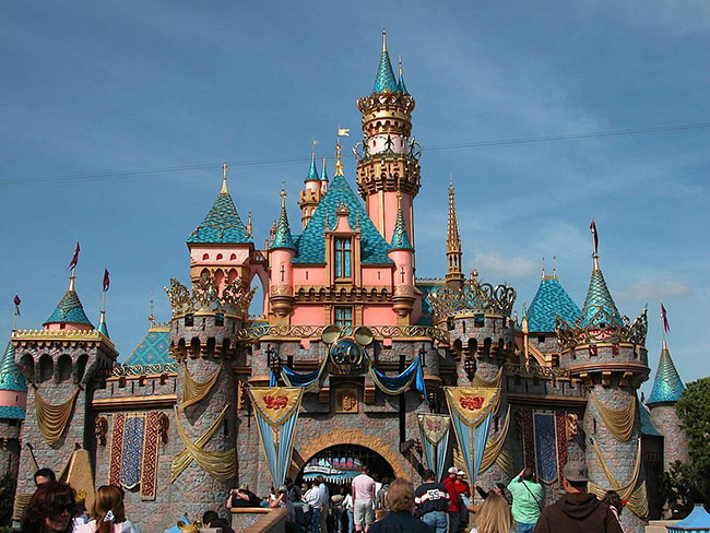 Esas Disneyland'ı Türkiye'ye getirecek!