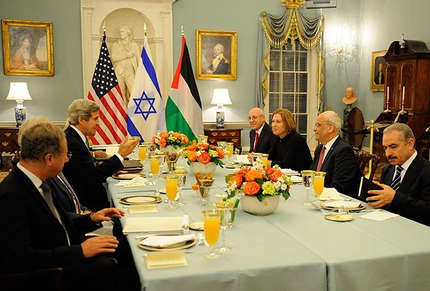 Görüşmelerin Başlamasından Memnunuz