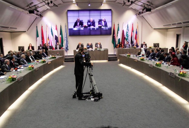 Petrolde Kartel Üyeleri Kotayı Koruyacak