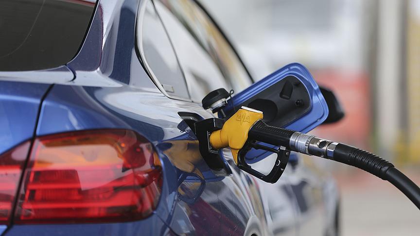 Benzinli Otomobiller 'Geri Vites'te