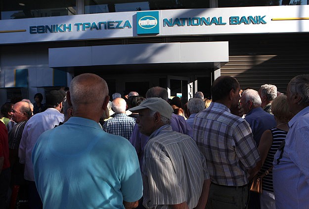 Yunanistan'da bankalar 20 Temmuz'da açılıyor