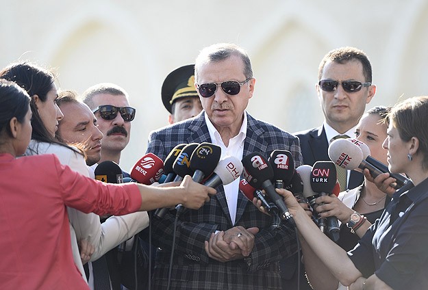 'Kenetlenmiş Bir Türkiye'yi İmar Etmek Durumundayız'