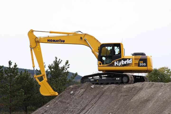 Komatsu’dan Hibrit İş Makinaları