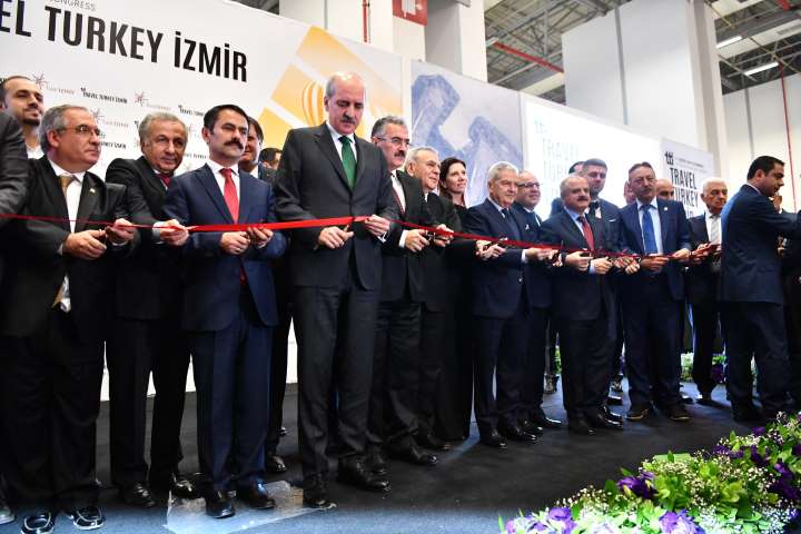 Dünya İzmir'de Buluştu