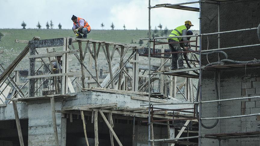 Hükümetin Taşeron Açıklaması İşçiyi Umutlandırdı