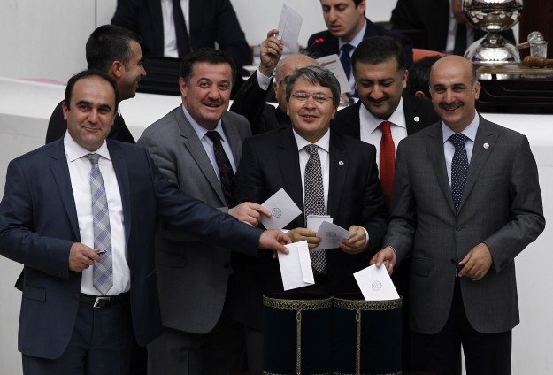 Sayıştay'a 5 Yeni Üye Seçildi