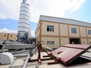 Bir Tesis, İki Müjde