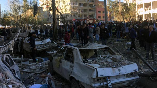 Diyarbakır’da Bombalı Saldırı… Şehit Sayısı Açıklandı!