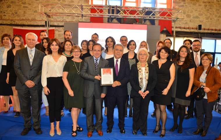 İzmir Tasarımda Dünyaya Açılıyor