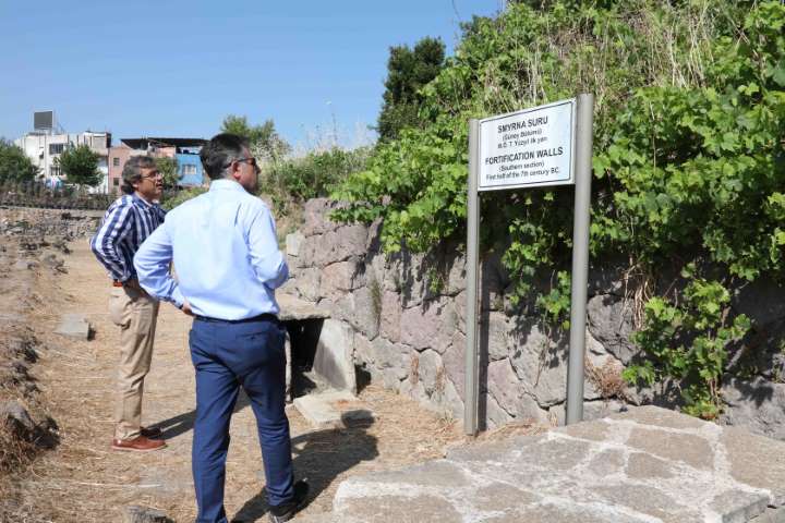 5 Bin Yıllık Tarihi 'Smyrna' Ayağa Kalkıyor