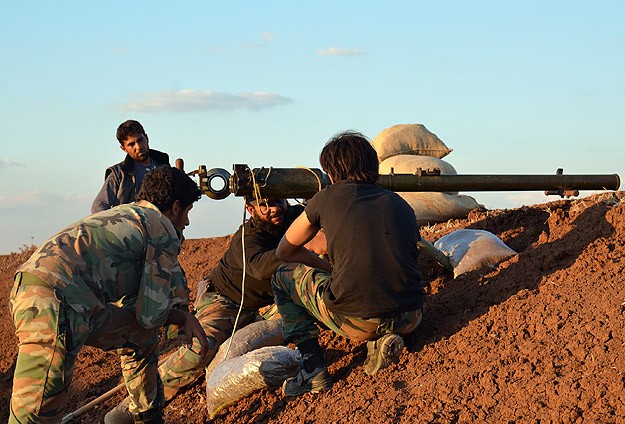 İslami Cephe IŞİD'le Halep'in Kuzeyinde Çatışıyor