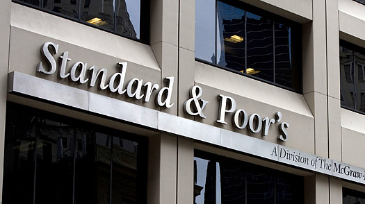 S&P: Türkiye'de Hala Risk Var