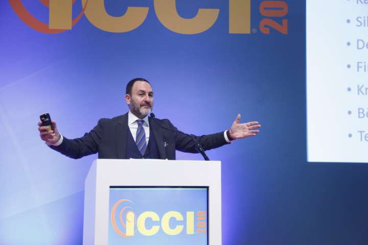 “Fırtınada Ayakta Kalma Sanatı” Tavsiyeleri 