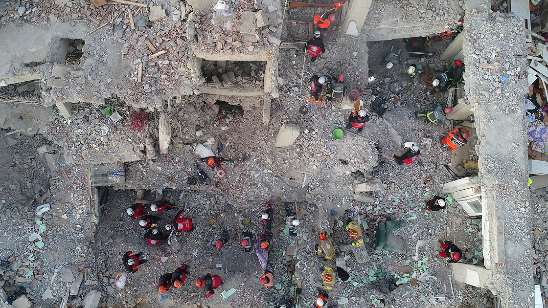 Elazığ'daki depremde 31 kişi hayatını kaybetti, 1607 kişi yaralandı