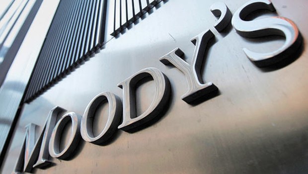 Moody's İngiltere'nin Kredi Notunu "Negatif"e Çekti