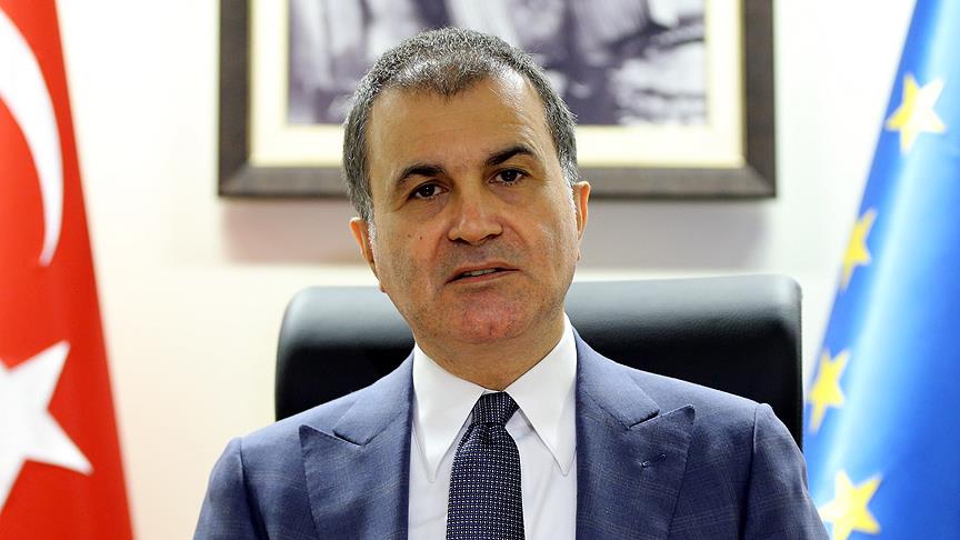 Hükümetten Merkel'e Tepki