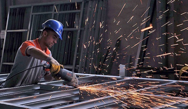 Sanayi Üretimi Yüzde 5 Azaldı