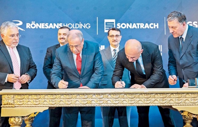 Koreli Dev, Rönesans’tan Hisse Aldı