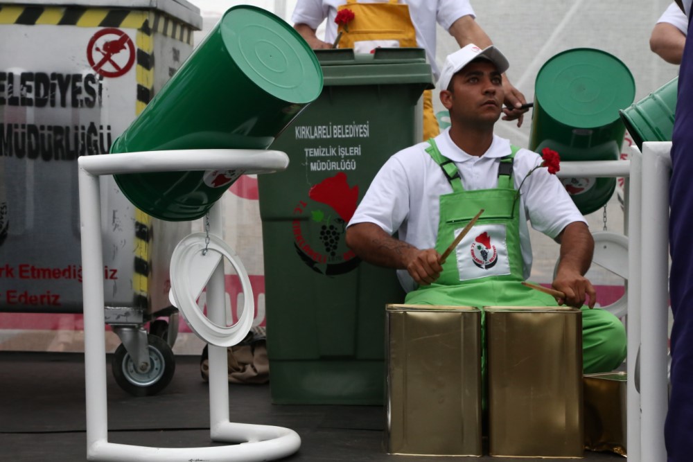 Kırklareli Belediyesi Çöpten Elektrik Üretiyor, Çöp Kutusundan Müzik Yapıyor