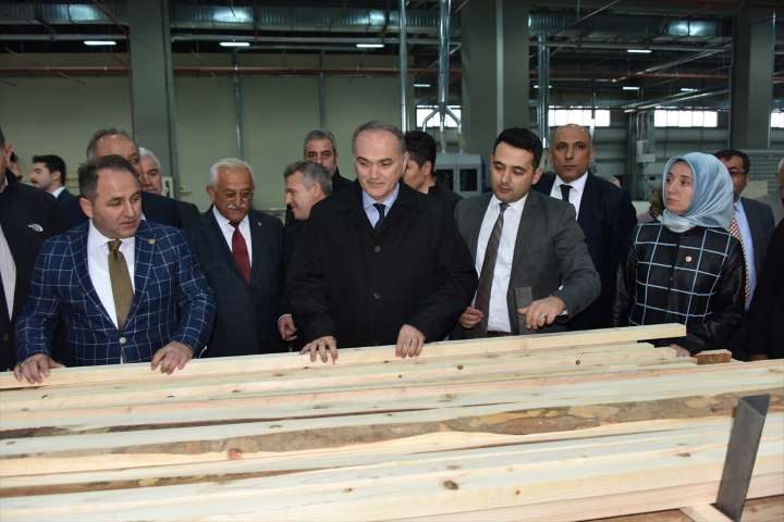 "Ara Eleman İçin 300 Teknik Kolej Kuracağız"