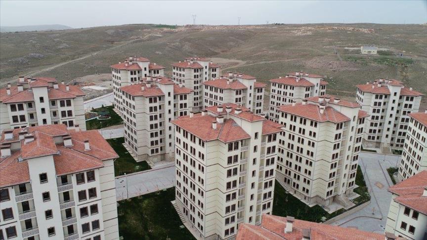 'Faiz İndirimi 200 Bin Ek Konut Satışı Getirecek'