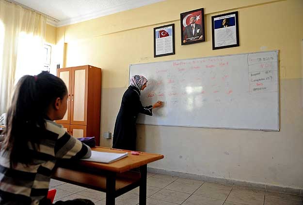 28 Şubat Mağduru Öğretmenler Okul Yolunda