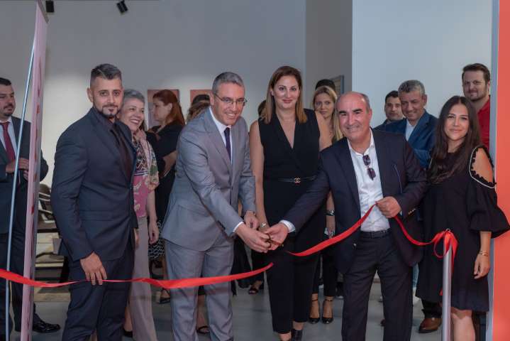 Türk Ofis Mobilya Firması Yunanistan Pazarına Girdi