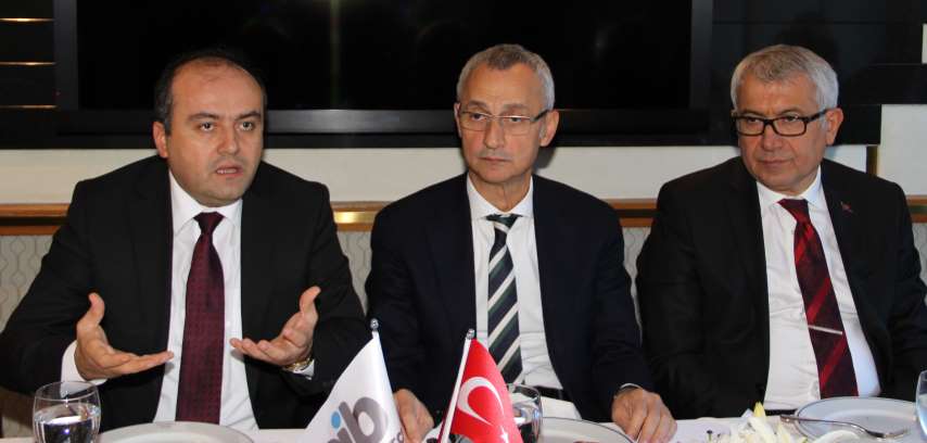 İhracatçılar, Eximbank Kredileri İle Likit Sorununu Çözecek