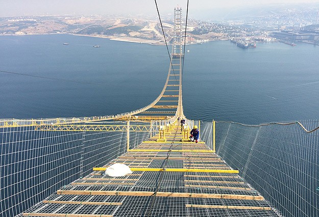 Dev Köprüde Sıra Ana Kablo Halatlarında