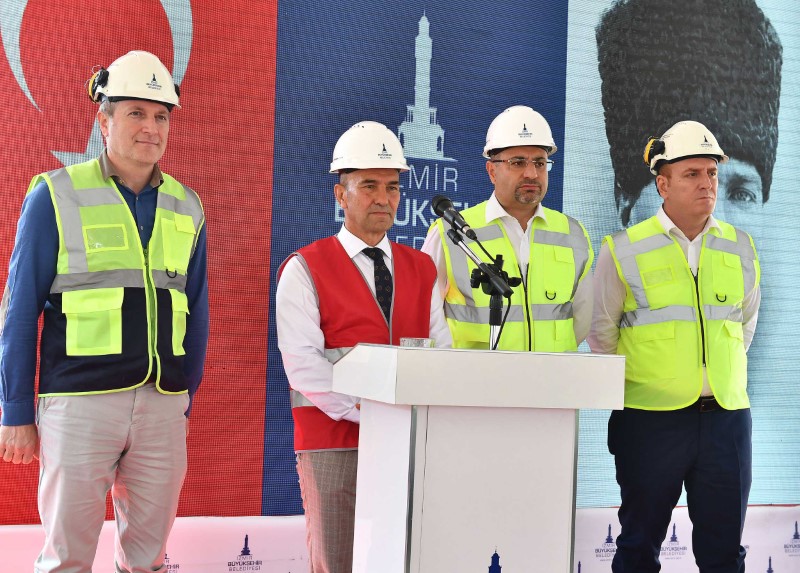 Üçkuyular-Narlıdere Metrosu İçin 75 Milyon Avroluk İmza Atıldı