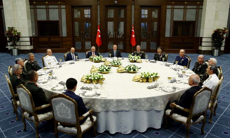 Astsubaydı YAŞ Kararı İle General Oldu
