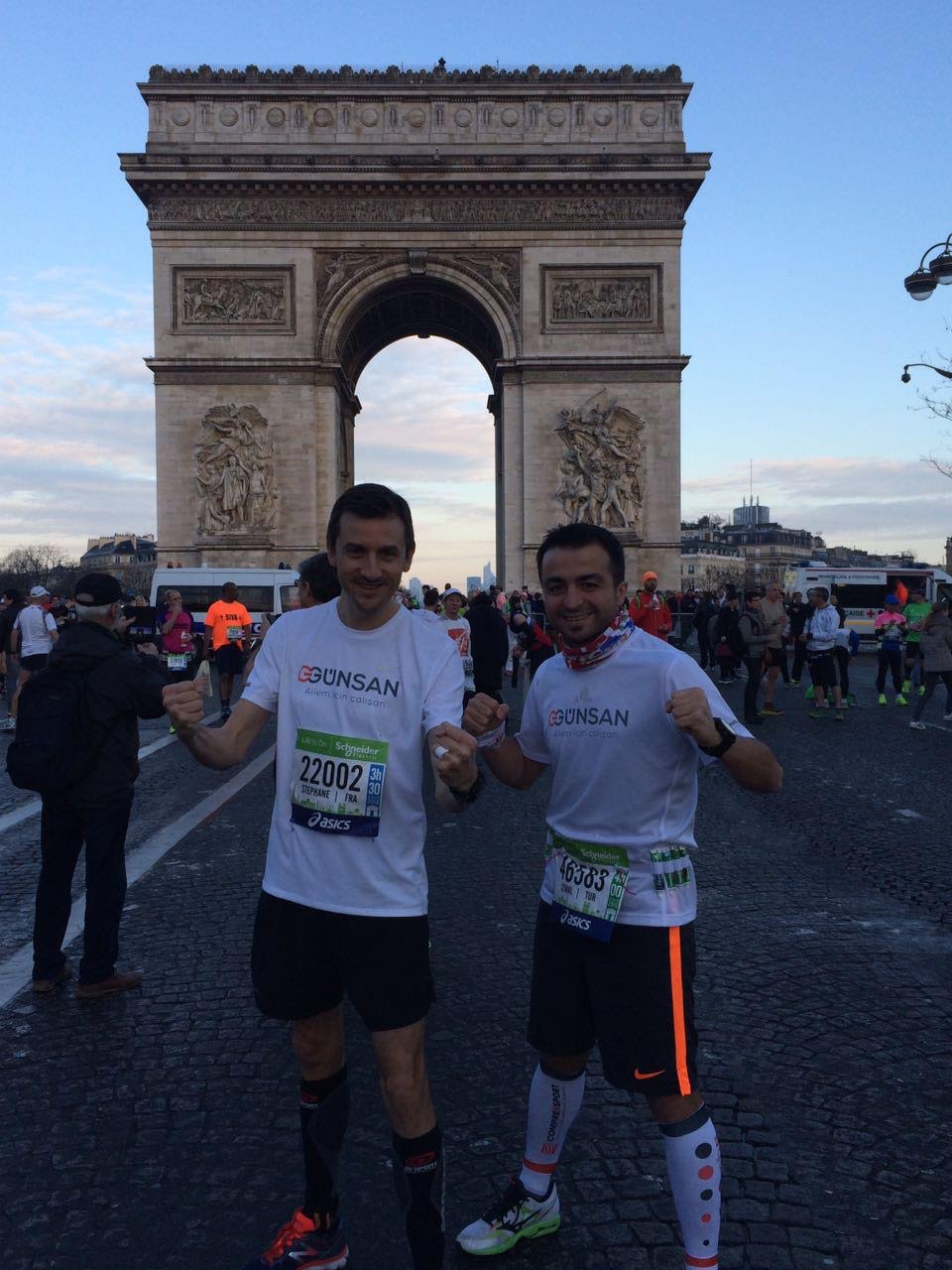 Günsan Paris Maratonu’na Damgasını Vurdu